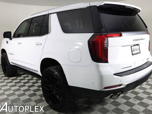 Used 2026 GMC Yukon Denali w/ Sun & Power Step Package AWD/4WD image 7