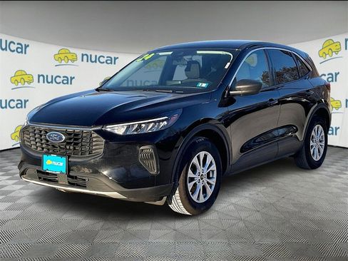 Used 2024 Ford Escape Active image 3