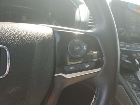 Used 2019 Honda Odyssey Touring image 24