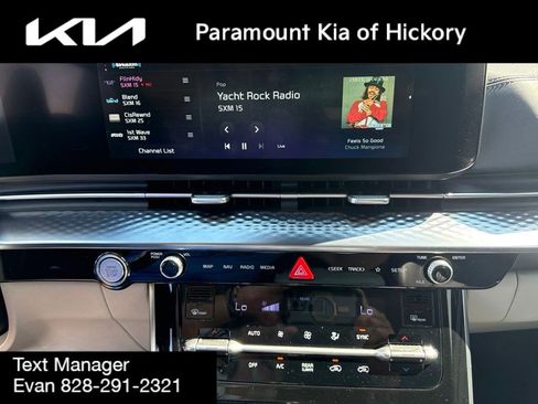 Used 2023 Kia Carnival SX Prestige FWD image 32