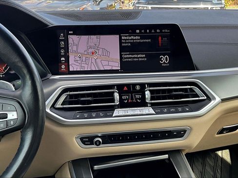 Used 2019 BMW X5 xDrive40i w/ Premium Package 2 image 6
