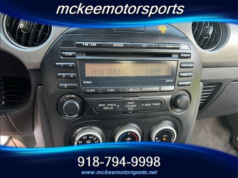Used 2012 MAZDA MX-5 Miata Sport RWD image 9