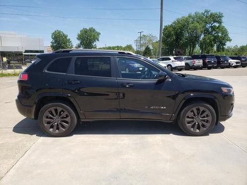 Used 2020 Jeep Cherokee High Altitude AWD/4WD image 3