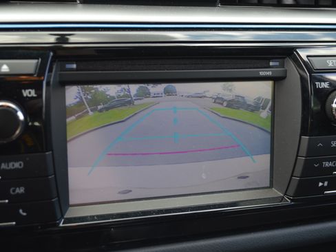 Used 2015 Toyota Corolla S FWD image 21