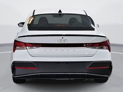 New 2025 Hyundai Elantra Sport image 6