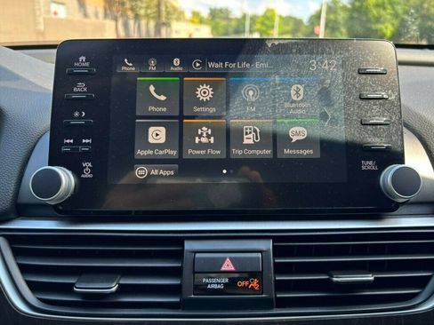 Used 2019 Honda Accord EX image 27