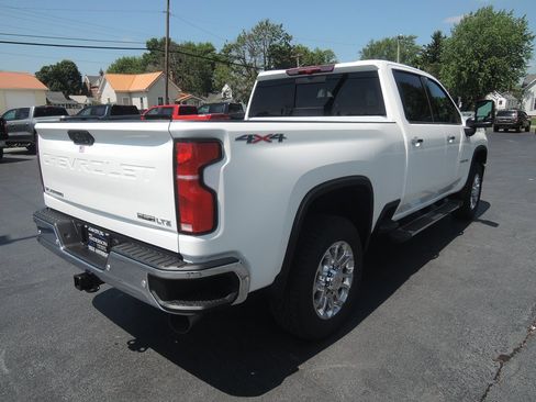 New 2025 Chevrolet Silverado 2500 LTZ w/ LTZ Convenience Package image 9