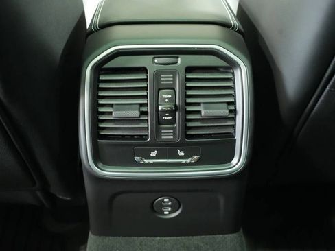 New 2026 Porsche Macan Turbo image 26