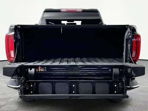 Certified 2022 GMC Sierra 2500 AT4 AWD/4WD image 7