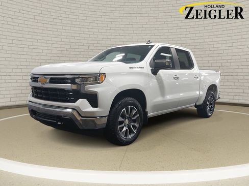 Used 2024 Chevrolet Silverado 1500 LT AWD/4WD image 1
