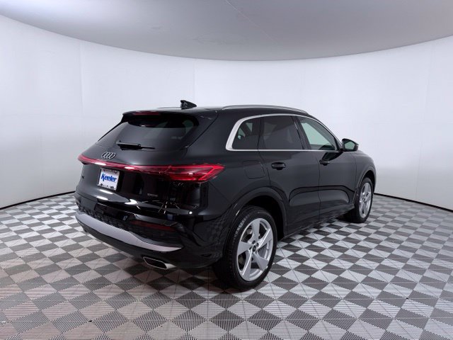 Certified 2025 Audi Q5 Premium w/ Premium Plus AWD/4WD image 7