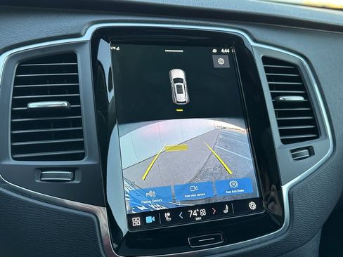 Used 2023 Volvo XC90 B5 Core w/ Protection Package Premier image 38