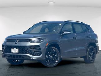 Used 2025 Volkswagen Tiguan SE R-Line AWD/4WD video 1