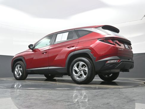 Used 2024 Hyundai Tucson SE image 25