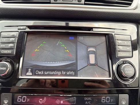 Used 2015 Nissan Rogue SV w/ SV Premium Package FWD image 26