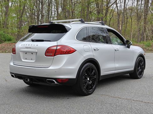 Used 2013 Porsche Cayenne Diesel AWD/4WD image 4