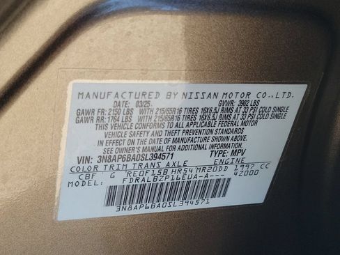 Used 2025 Nissan Kicks S FWD image 31