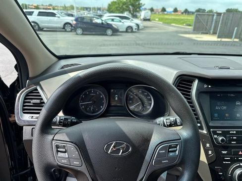 Used 2017 Hyundai Santa Fe Sport AWD/4WD image 11