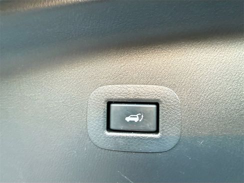 Used 2023 INFINITI QX80 Luxe w/ Cargo Package image 31