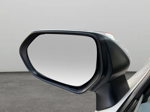 Used 2024 Toyota Corolla SE FWD image 31