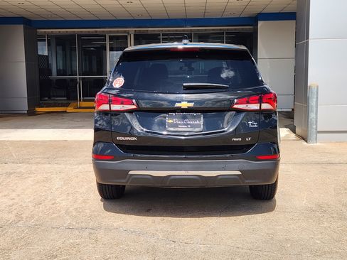 Used 2024 Chevrolet Equinox LT AWD/4WD image 7