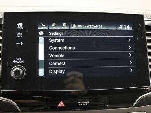 Used 2021 Honda Pilot EX image 25