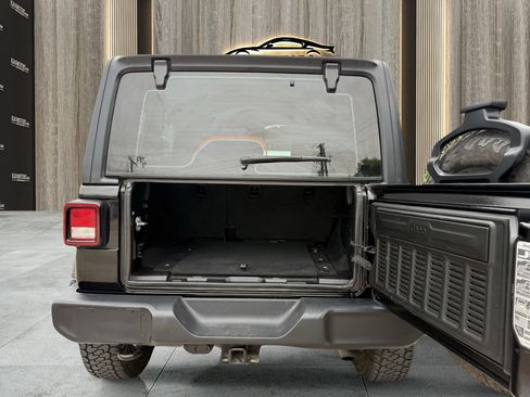 Used 2020 Jeep Wrangler Unlimited Sport image 20