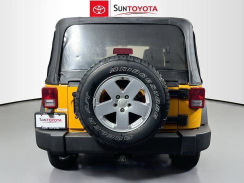 Used 2012 Jeep Wrangler Sport AWD/4WD image 5