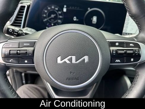 Used 2025 Kia Sportage SX FWD image 10