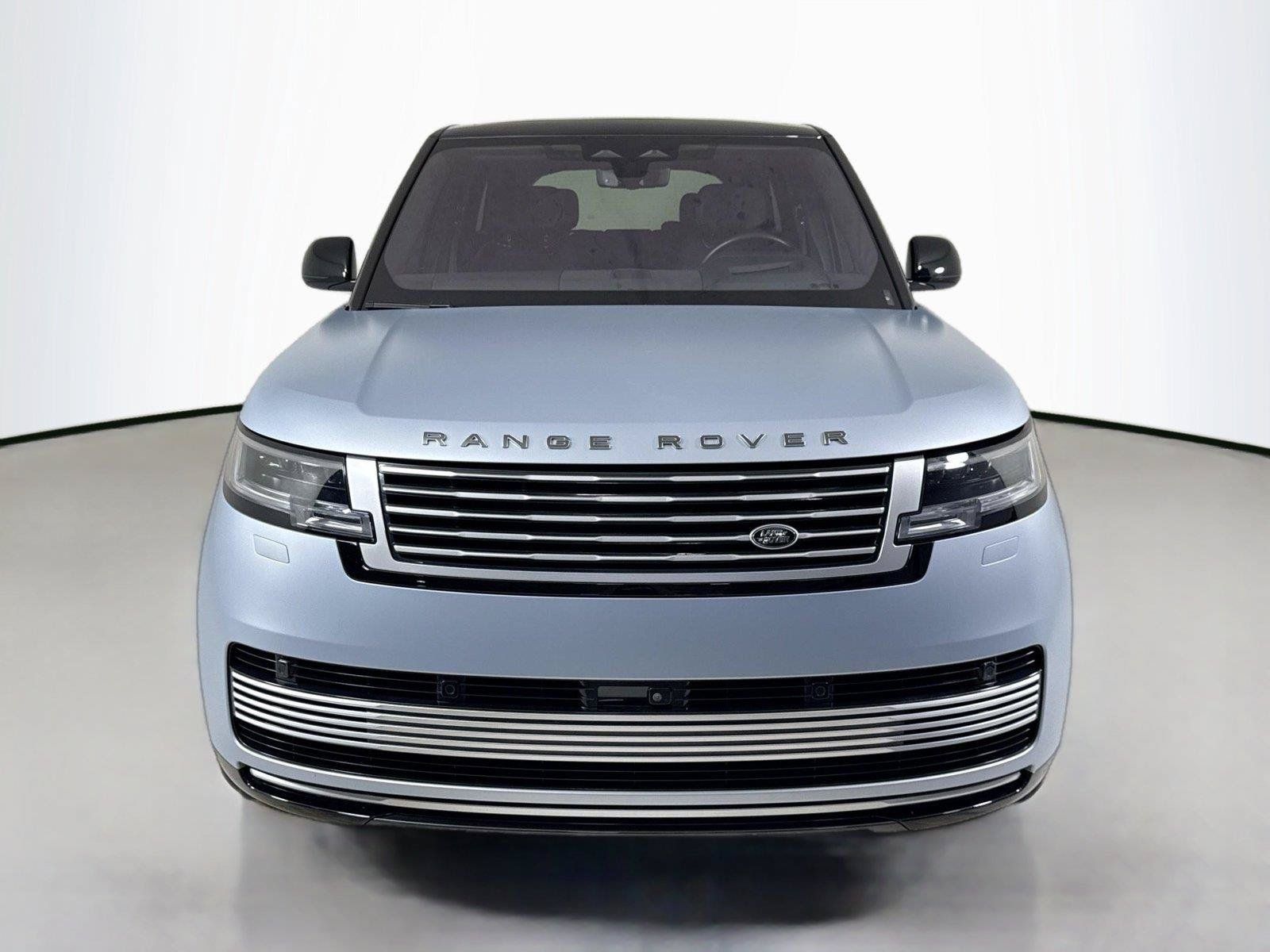 Used 2023 Land Rover Range Rover SV AWD/4WD image 10