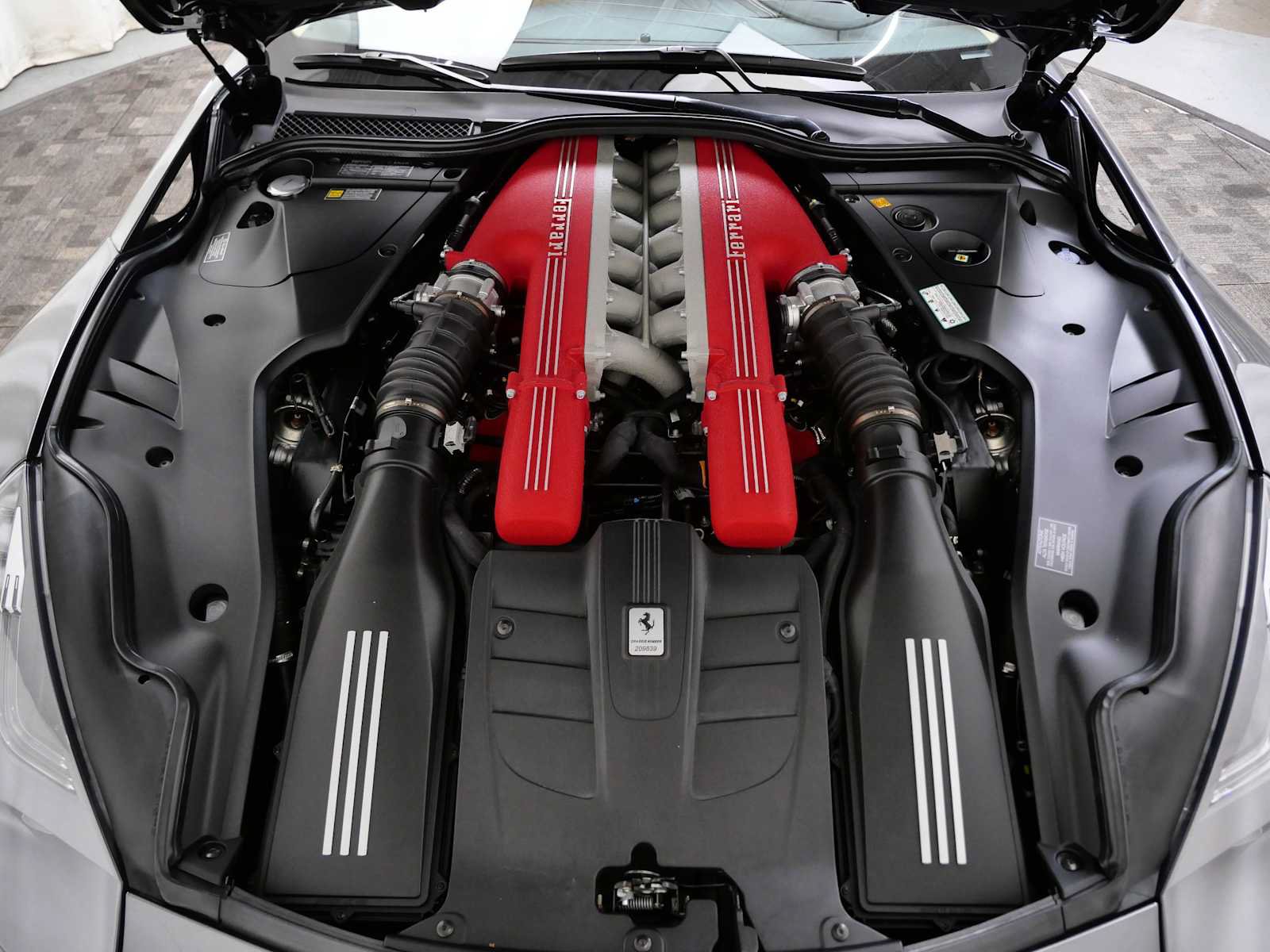 Certified 2015 Ferrari F12 Berlinetta RWD image 30