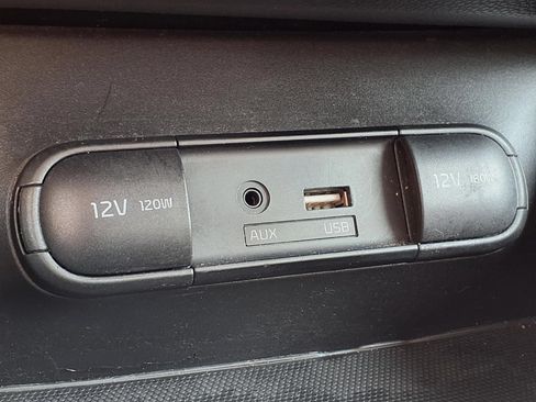 Used 2018 Kia Soul + FWD image 23