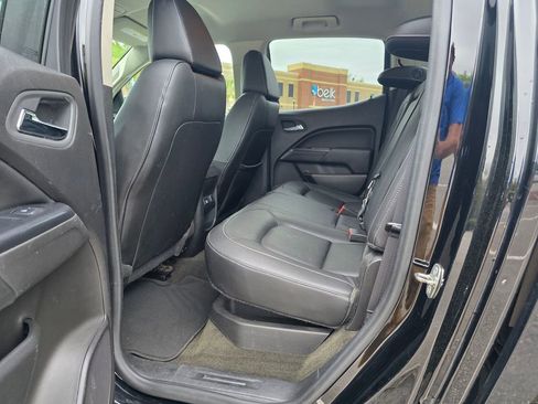 Used 2015 Chevrolet Colorado LT w/ Luxury Package image 26