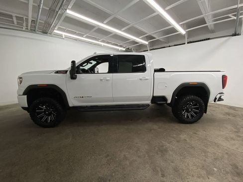 Used 2021 GMC Sierra 3500 AT4 w/ AT4 Preferred Package image 3