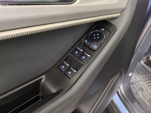 Used 2025 Ford Explorer Active w/ Active Comfort Package image 14