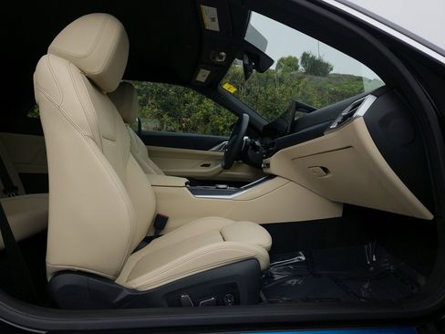 Used 2025 BMW 430i Convertible w/ Convenience Package image 23