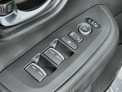 Certified 2024 Honda HR-V Sport image 17