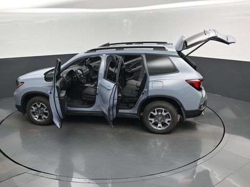Used 2023 Honda Passport TrailSport image 17