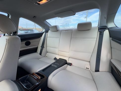 Used 2012 BMW 328i xDrive Coupe image 11