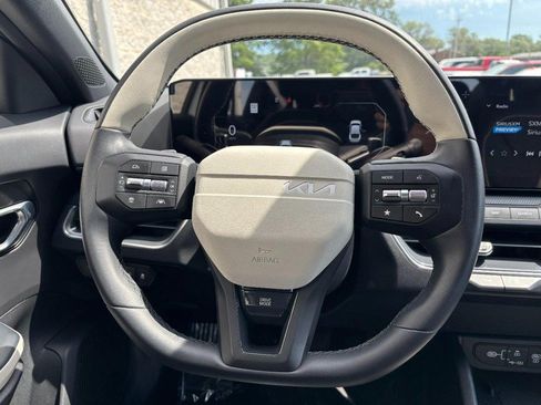 Used 2025 Kia K4 GT-Line w/ GT-Line Sunroof Package FWD image 16
