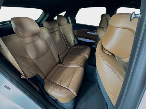 New 2026 Genesis GV70 2.5T Advanced AWD/4WD image 29