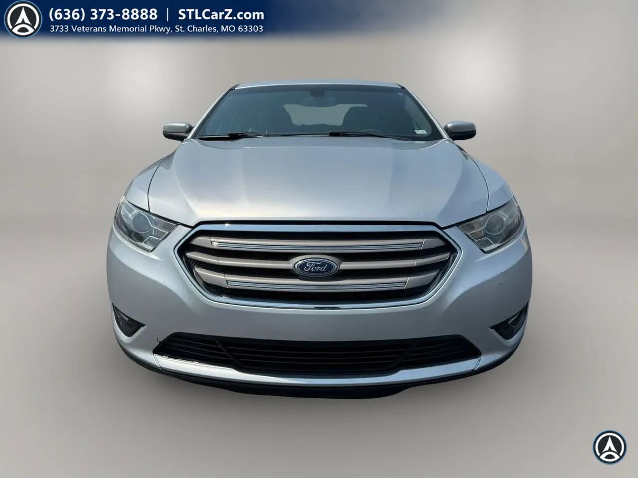Used 2016 Ford Taurus SEL FWD image 8