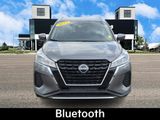 Used 2023 Nissan Kicks SV image 3