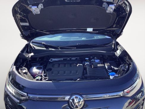 New 2026 Volkswagen Tiguan SE R-Line image 12