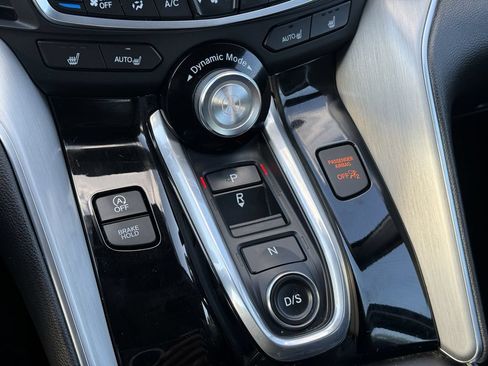 Used 2022 Acura TLX FWD image 13