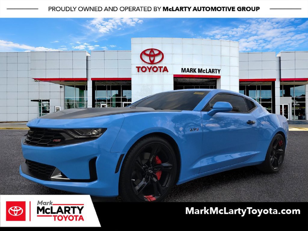 Used 2022 Chevrolet Camaro LT w/ RS Package RWD image 1