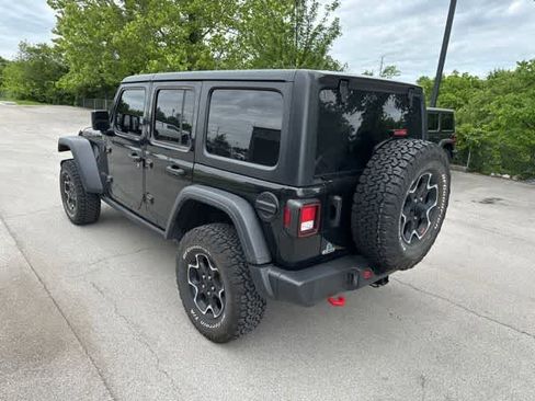 Used 2023 Jeep Wrangler Unlimited Rubicon w/ Cold Weather Group AWD/4WD image 14