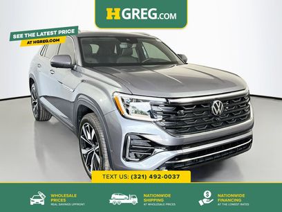 Used 2025 Volkswagen Atlas Cross Sport SEL Premium R-Line
