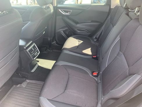 Used 2023 Subaru Forester Premium AWD/4WD image 16