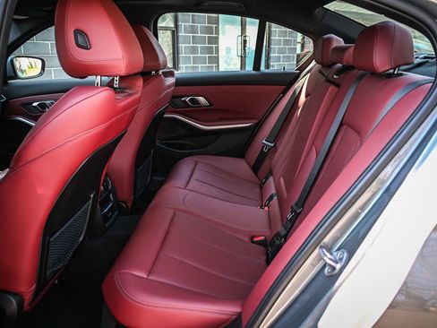 Used 2023 BMW 330i xDrive Sedan w/ Premium Package image 14